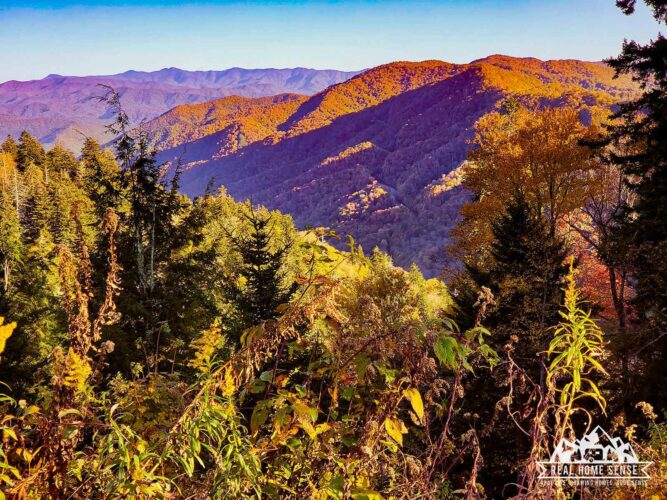 Smoky mountains in the fall